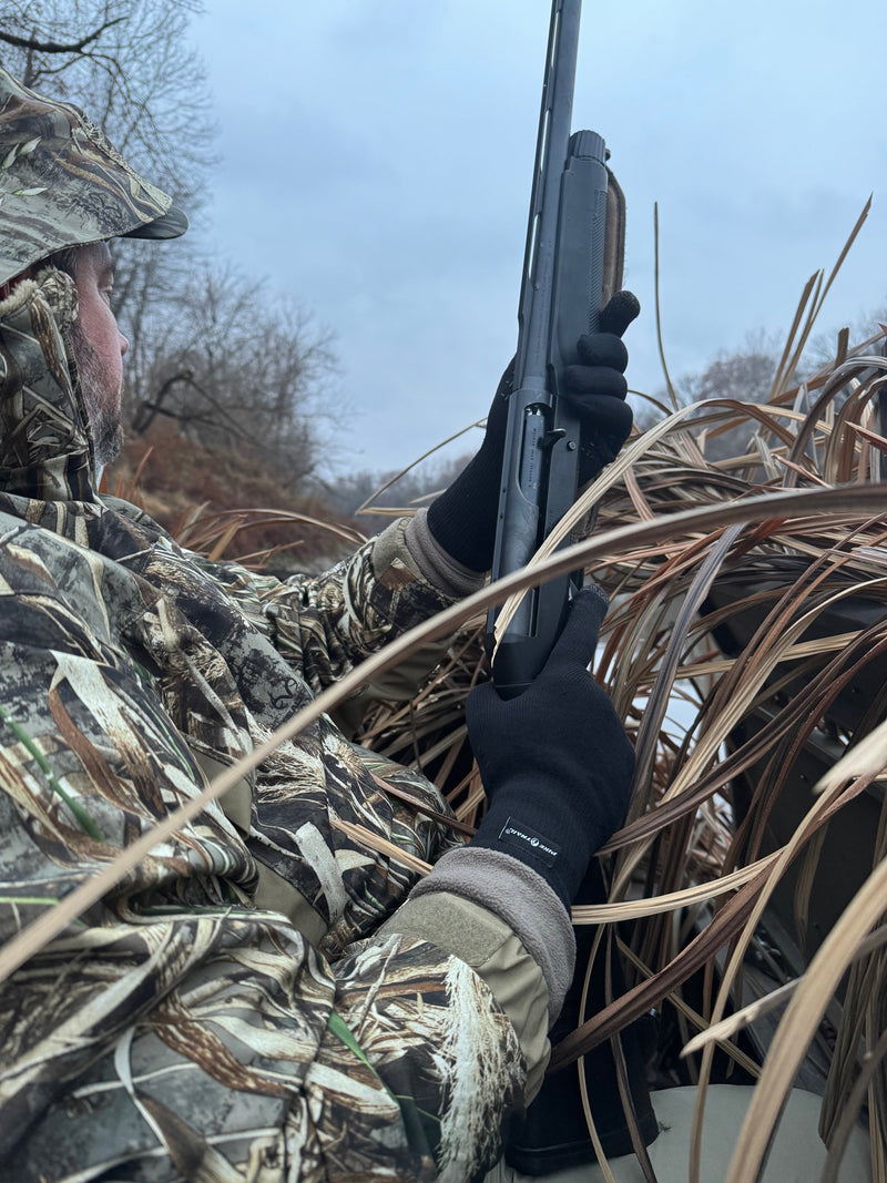 Load image into Gallery viewer, Pike Trail Water Resistance Seamless Gloves