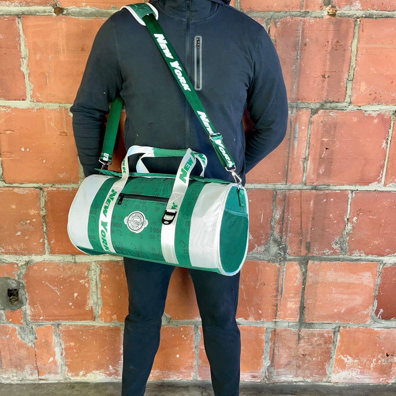 Load image into Gallery viewer, New York Duffel Cooler - Green