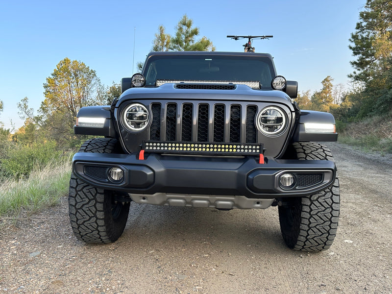 Load image into Gallery viewer, JL-JT Front Bumper 30in Light Mount