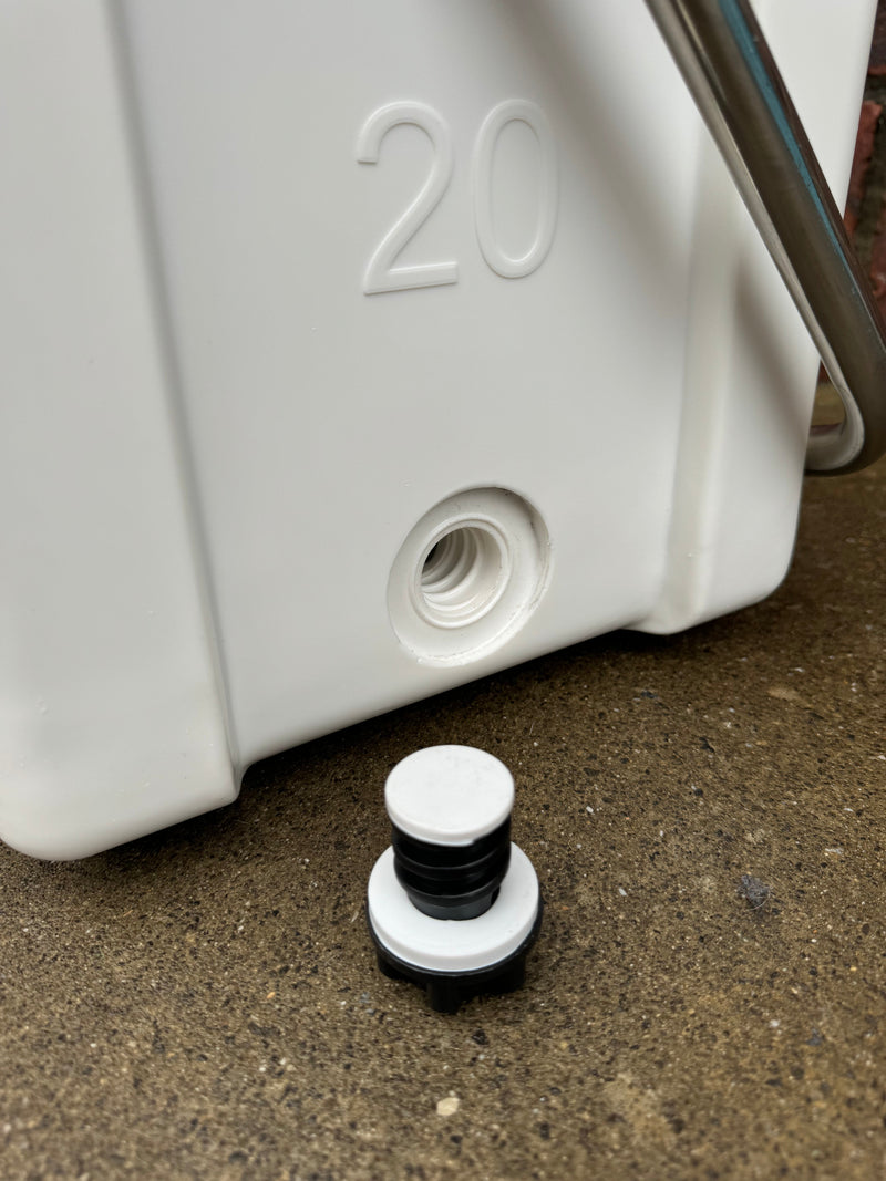 Load image into Gallery viewer, Polar Bear 20 Hard Cooler