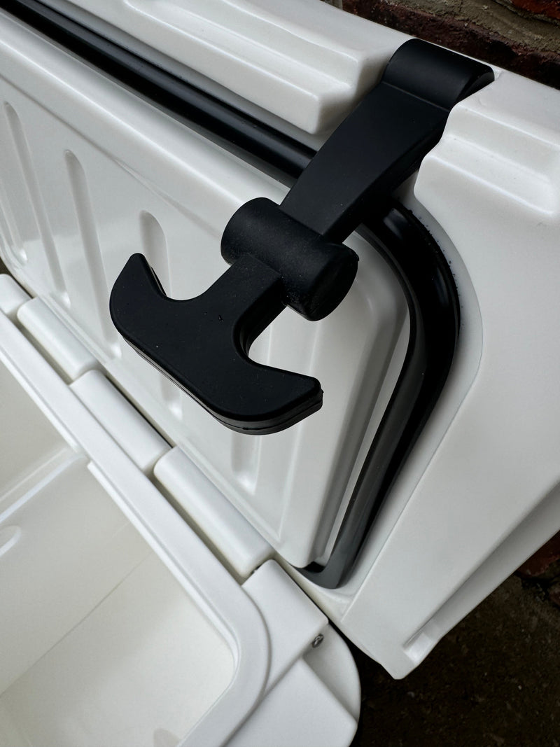 Load image into Gallery viewer, Polar Bear 20 Hard Cooler
