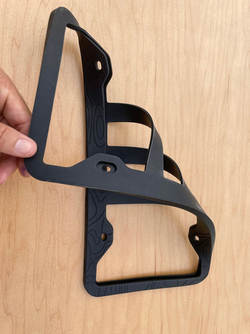 Load image into Gallery viewer, SILICONE TOPOGRAPHY LICENSE PLATE FRAME - ANTI-RATTLE, ANTI-SCRATCH