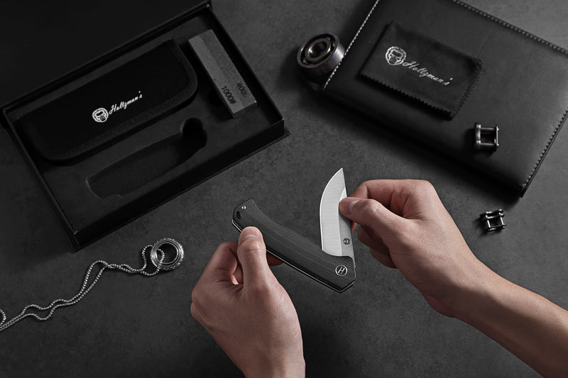 Load image into Gallery viewer, The Pathfinder Folding Pocket Knife Giftset for Men and Women (Black and Silver)