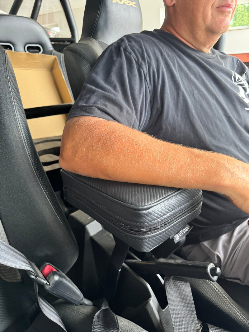 Load image into Gallery viewer, UTVMA RZR 570 Armrest with Bracket (2017-2022)