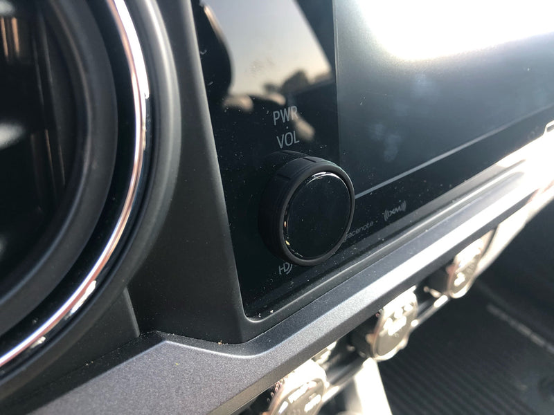 Load image into Gallery viewer, Radio Knob Grip Rings (2016+)