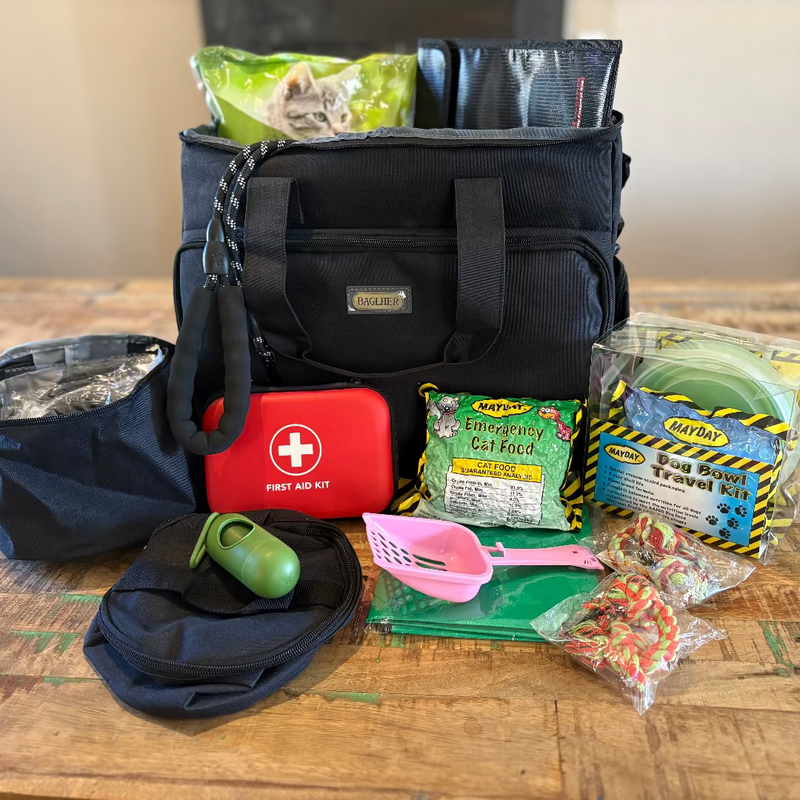 Load image into Gallery viewer, The Safe Pet Kit: Must-Have Pet Kit for Disaster Situations