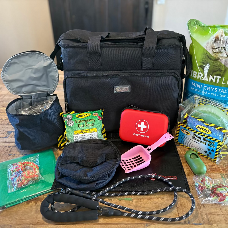 Load image into Gallery viewer, The Safe Pet Kit: Must-Have Pet Kit for Disaster Situations