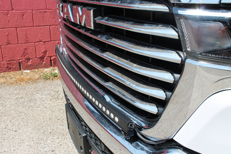 Load image into Gallery viewer, 2025+ RAM 1500 40in Light Bar - Slim