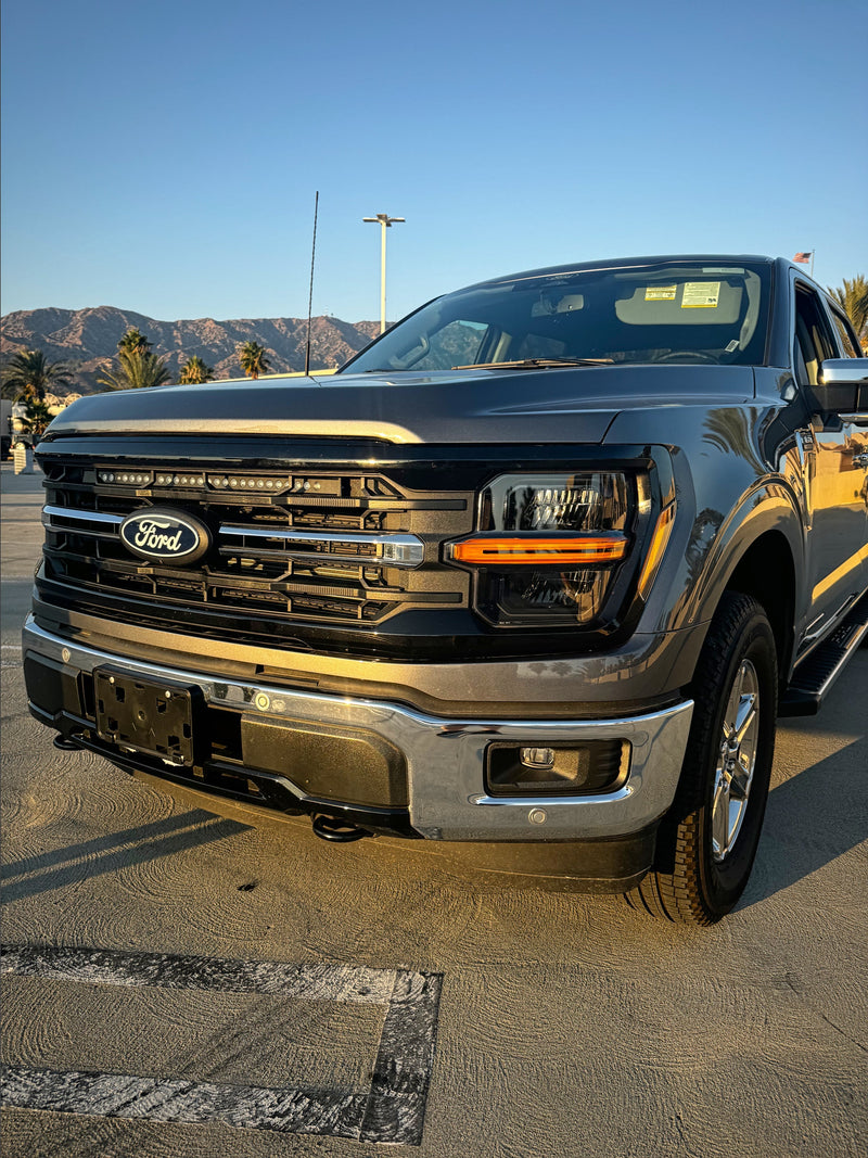 Load image into Gallery viewer, 2024+ Ford F150 Single 30in Light Bar
