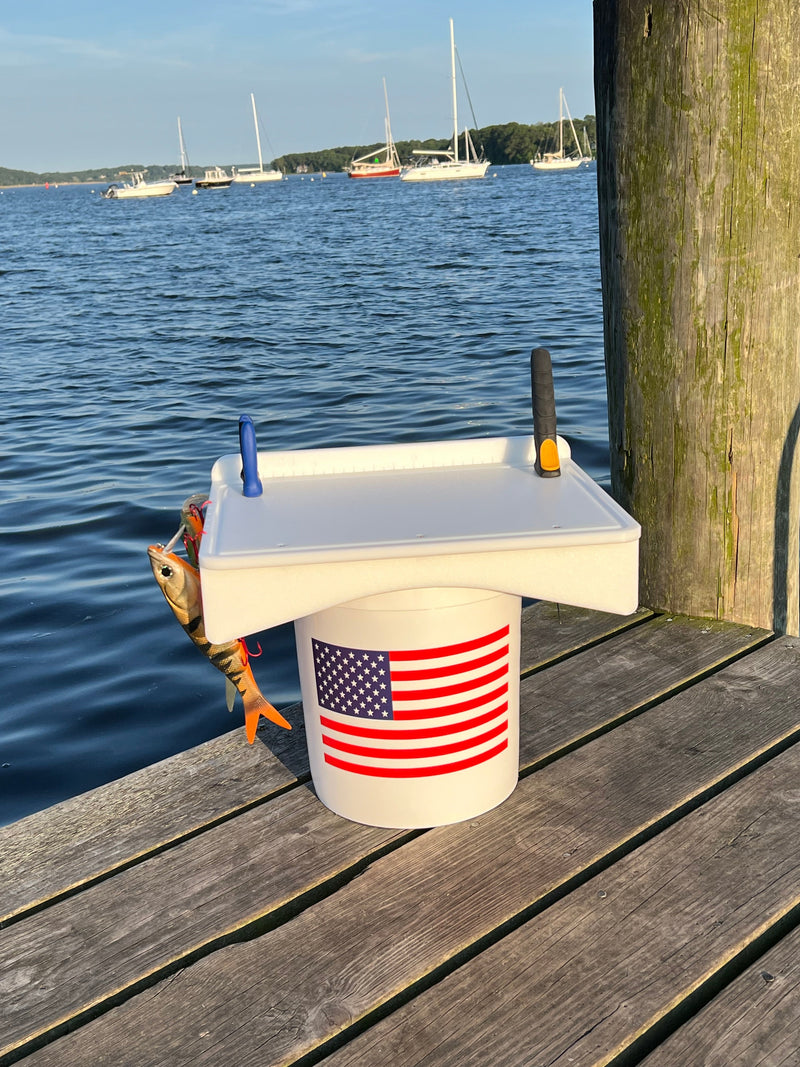Load image into Gallery viewer, Made in the USA | Premium Single Bucket Raised 18" Fillet Table and Cutting Board