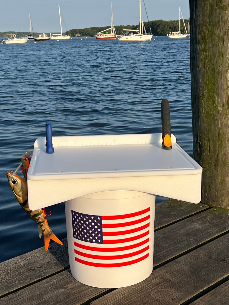Load image into Gallery viewer, Made in the USA | Premium Single Bucket Raised 18" Fillet Table and Cutting Board