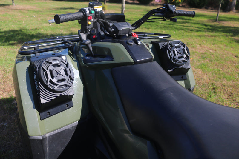 Load image into Gallery viewer, Tracker Offroad 570 (2017–2022) Custom Fit Waterproof Fender Speaker Pods