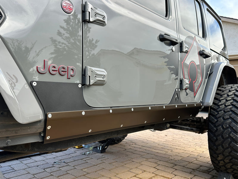 Load image into Gallery viewer, JLU Boatside Steel & Aluminum Rocker Armor
