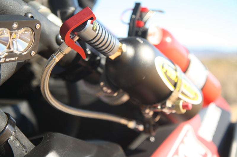 Load image into Gallery viewer, Solo Bracket Power Shot™ Trigger - SXS One Bottle CO2 Air Up System Power Tank