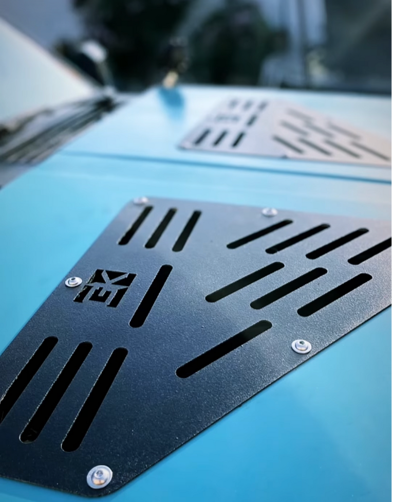 Load image into Gallery viewer, 1984-2004 Jeep Cherokee Grand Cherokee XJ ZJ WJ Universal Hood Vents