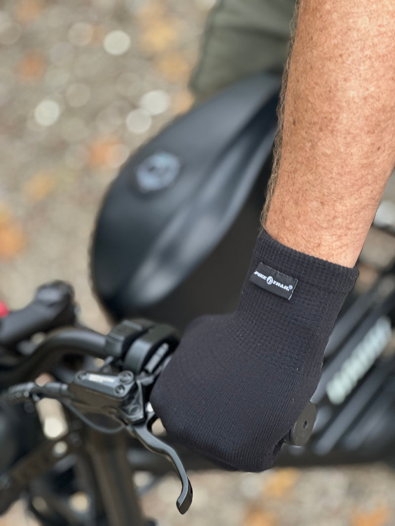 Load image into Gallery viewer, Pike Trail Water Resistance Seamless Gloves