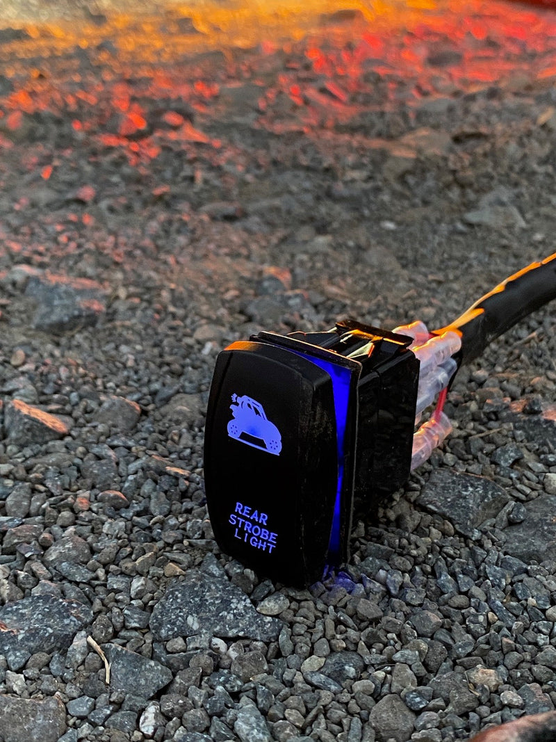 Load image into Gallery viewer, Chase LED Light Bar With Built In Strobe 32"
