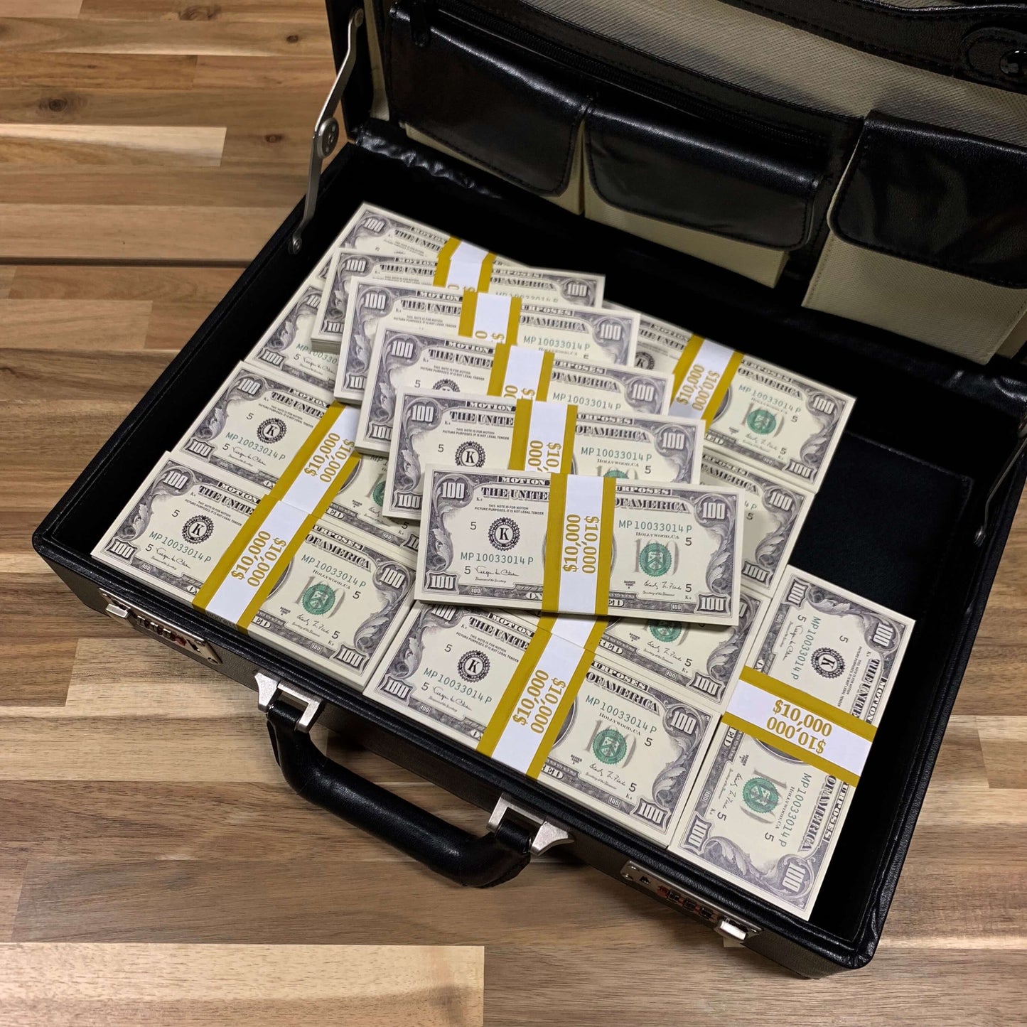 $500,000 Full Print 1990 Series Stacks & Briefcase