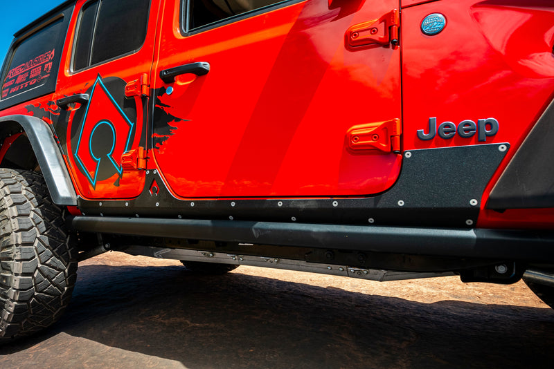 Load image into Gallery viewer, JLU Aluminum Rocker Armor