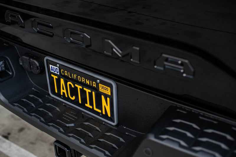Load image into Gallery viewer, Silicone Anti-Rattle, Anti-Scratch License Plate Holder