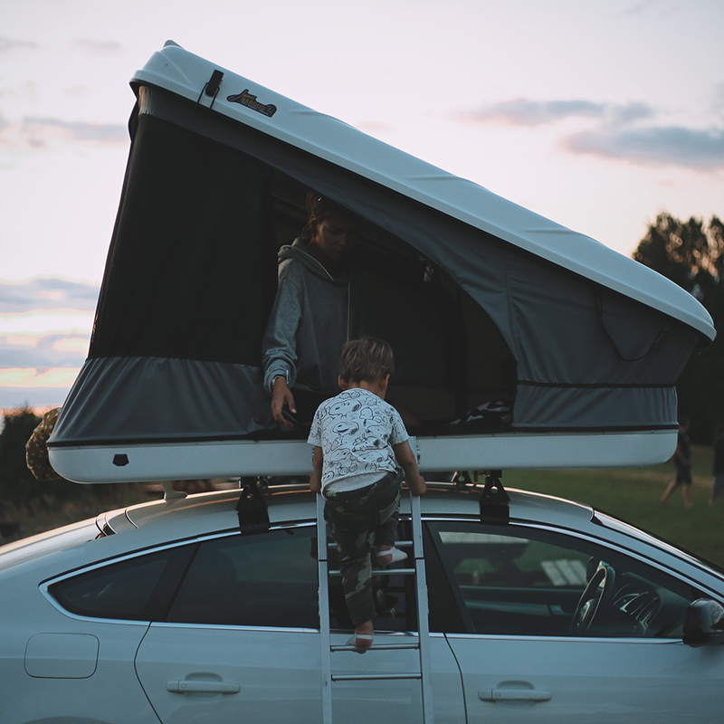 Load image into Gallery viewer, James Baroud SPACE Rooftop Tent