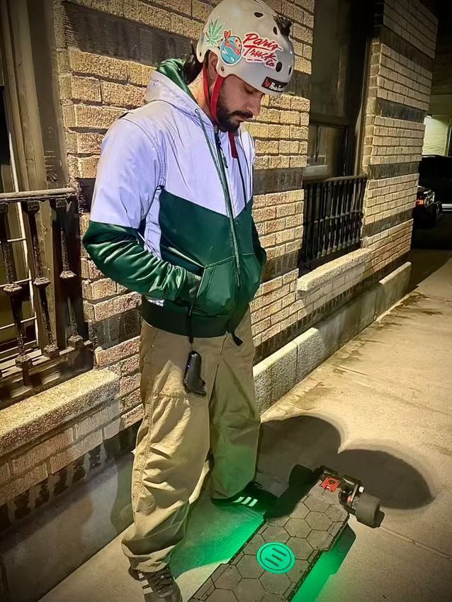 Load image into Gallery viewer, Ultra Reflective Hoodie Dark Green Eclipse