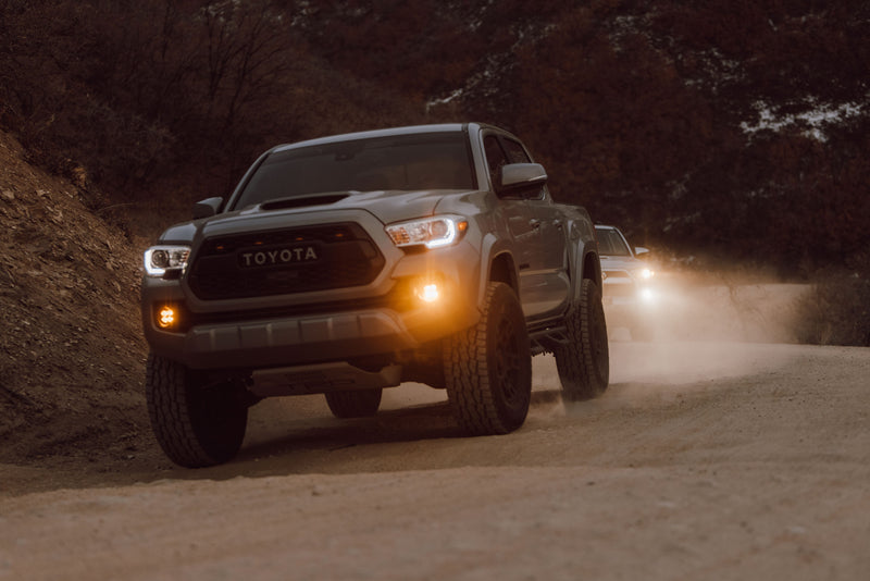 Load image into Gallery viewer, Toyota Tacoma Fog Light Kit - Clear Lens - 2012+