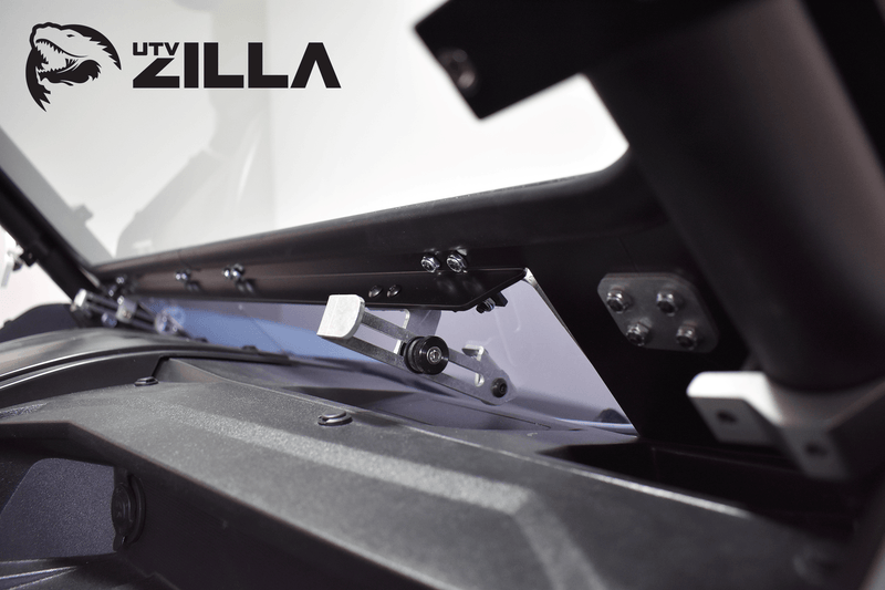 Load image into Gallery viewer, Black Vented KRX Full Glass Windshield with Wiper