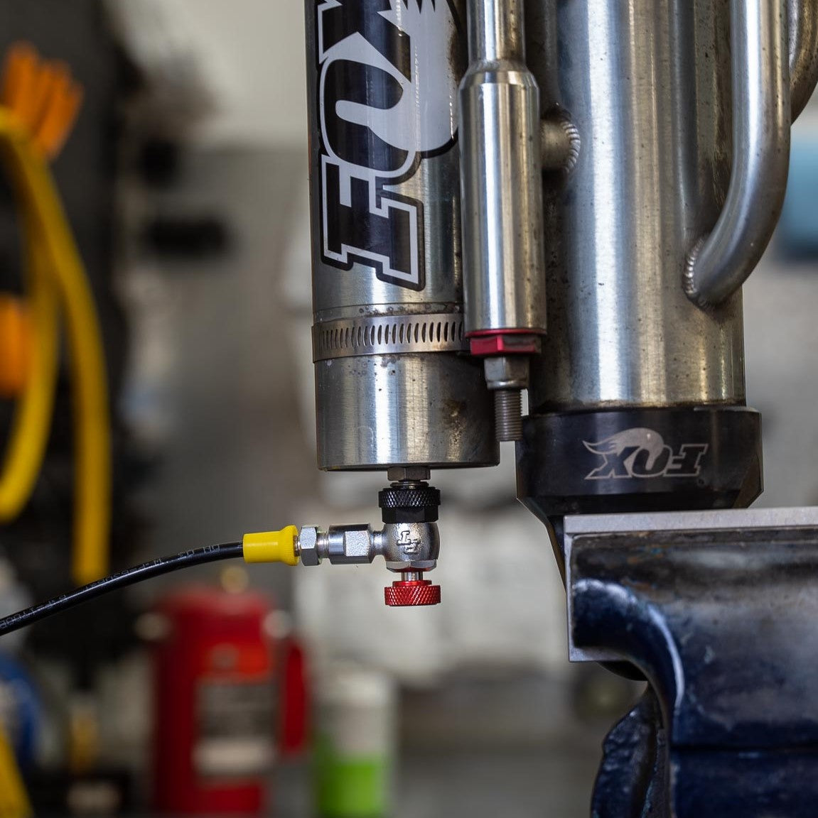 Shock Boss ™ V2 - Portable Nitrogen Shock Tuning Kit