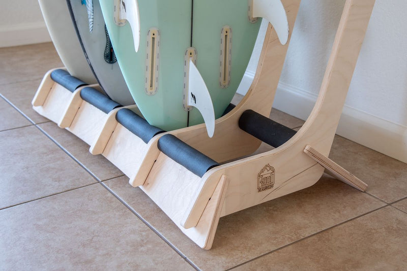 Load image into Gallery viewer, THE LINEUP Freestanding Surfboard Rack