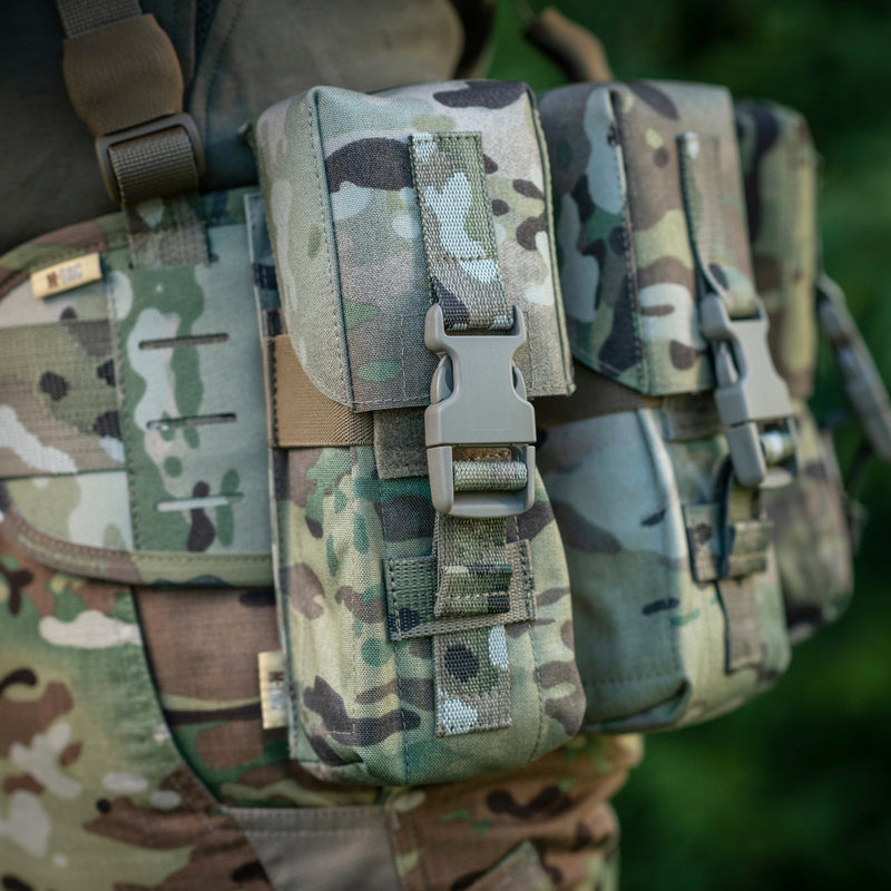 Load image into Gallery viewer, M-Tac Double Mag Pouch with Fastex Buckle