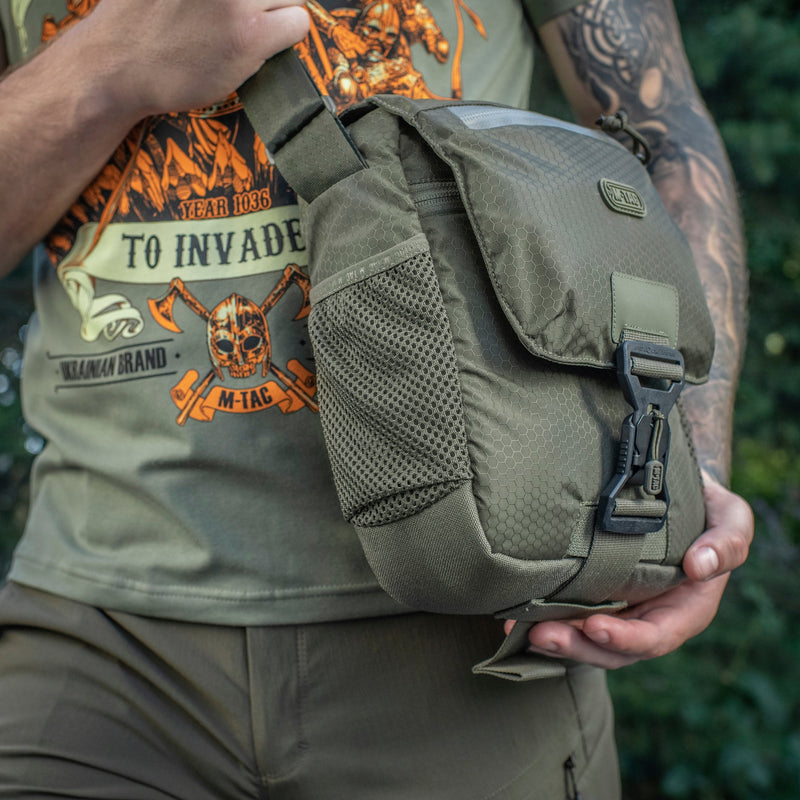 Load image into Gallery viewer, M-Tac Satellite Magnet Bag Elite Hex