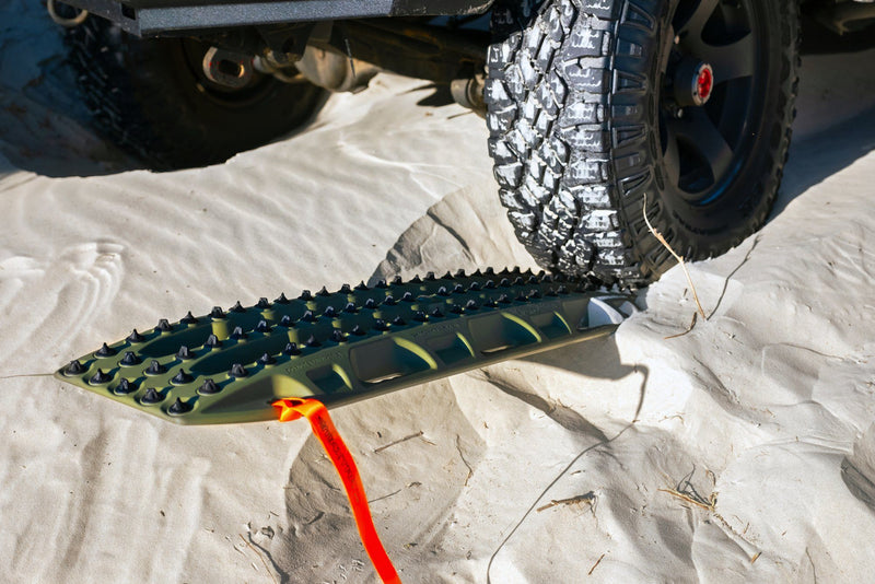 Load image into Gallery viewer, MAXTRAX Xtreme Olive Drab Recovery Boards