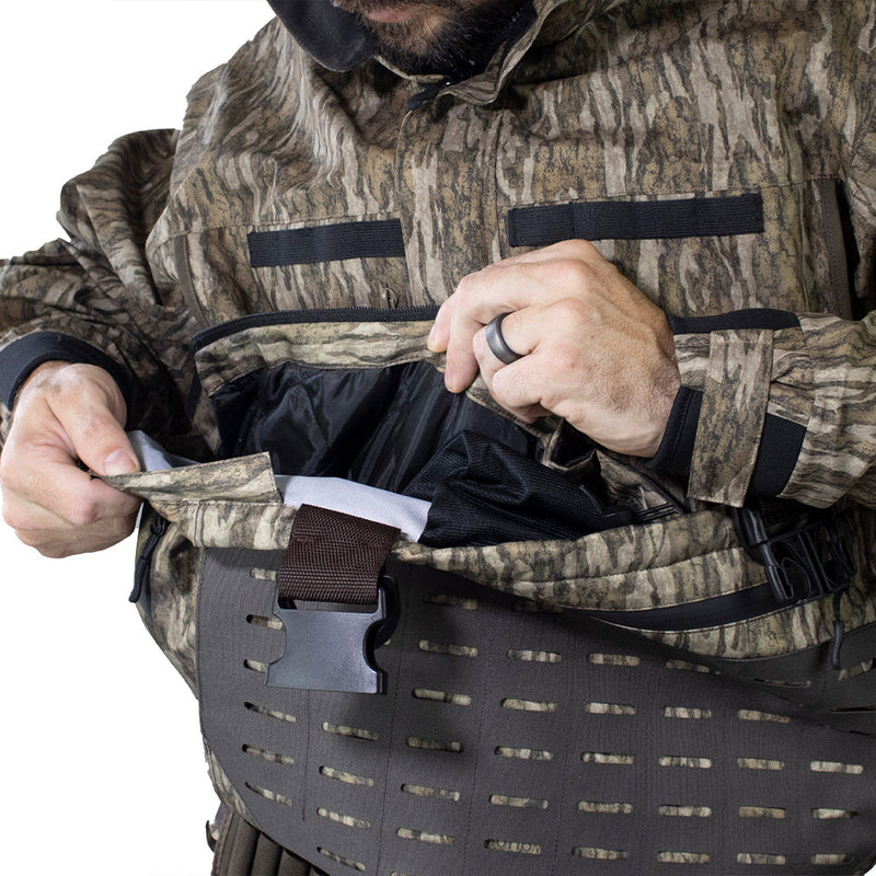 Load image into Gallery viewer, SUMMIT Insulated Breathable Camo Wader 1600g