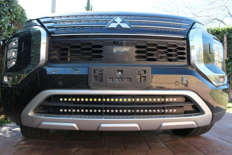 Load image into Gallery viewer, 2022+ Mitsubishi Outlander Dual 30s Light Bars