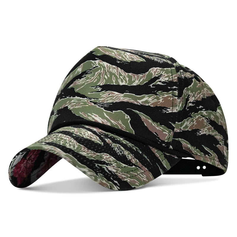 Load image into Gallery viewer, Weekender 5 Panel Snapback Hat