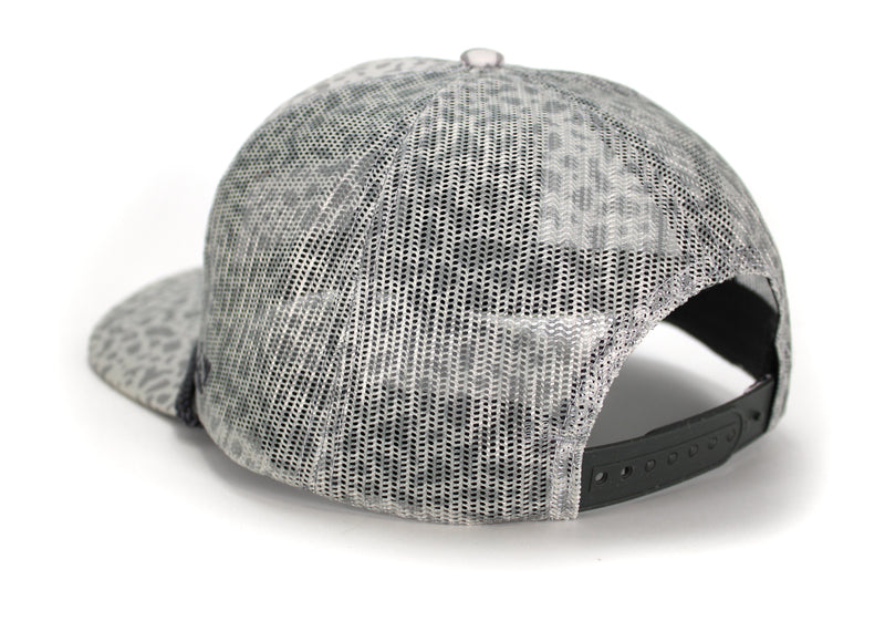 Load image into Gallery viewer, Bigfoot Bass Squatch Fishing 6-Panel Rope Cap