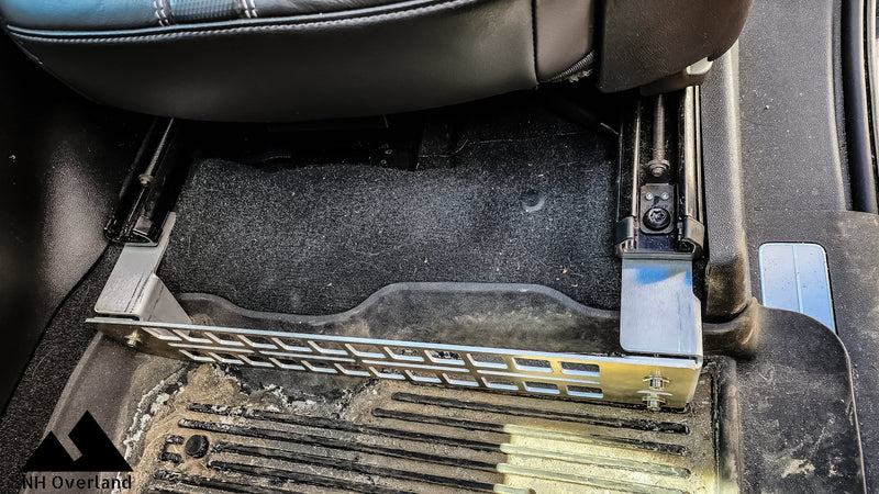 Load image into Gallery viewer, 19+ GM Front Seat Gear Panel