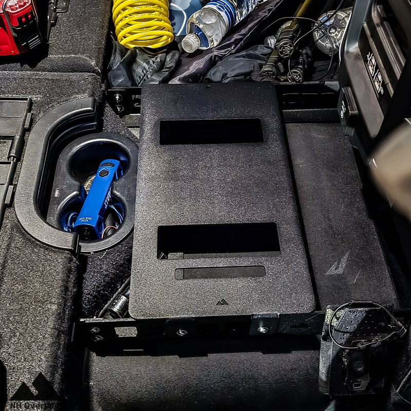Load image into Gallery viewer, 2019+ Ram 2500/3500 Crew Cab Rear Floor Tray