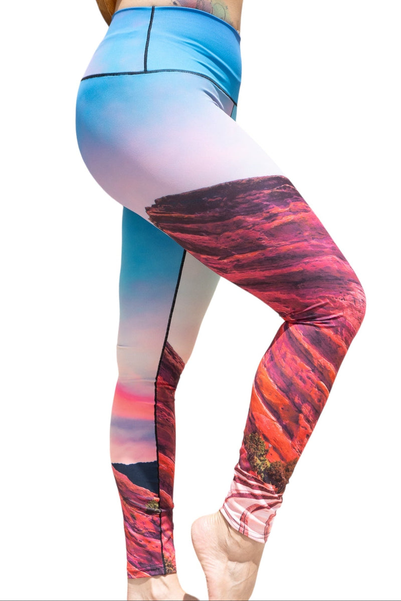 Load image into Gallery viewer, Red Rocks Sunrise Yoga Pants
