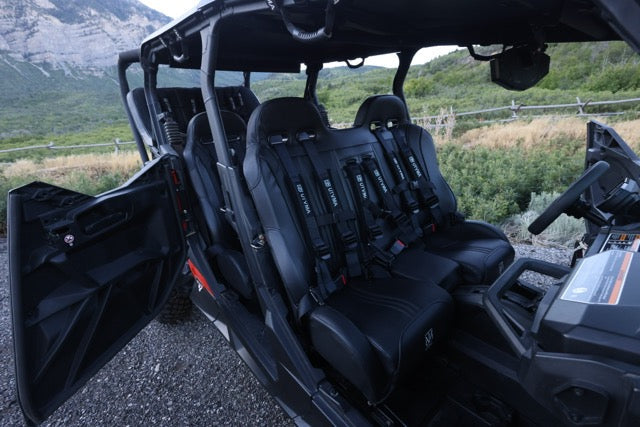 Load image into Gallery viewer, Commander Max Front Bench Seat With Harnesses (2021+)