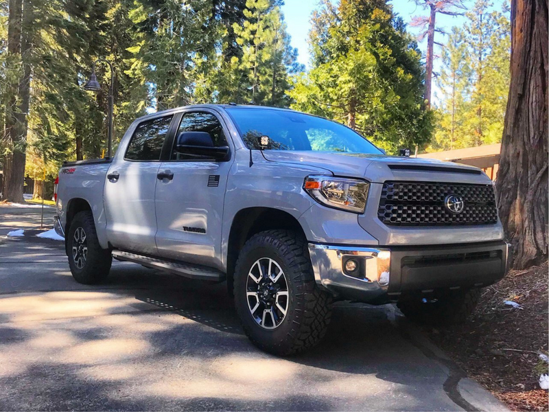 Load image into Gallery viewer, Low Profile Ditch Light Brackets Kit For 2014-2021 Toyota Tundra