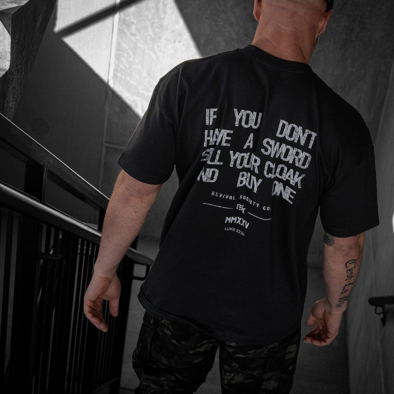 Load image into Gallery viewer, Sell Your Cloak Men's T-Shirt
