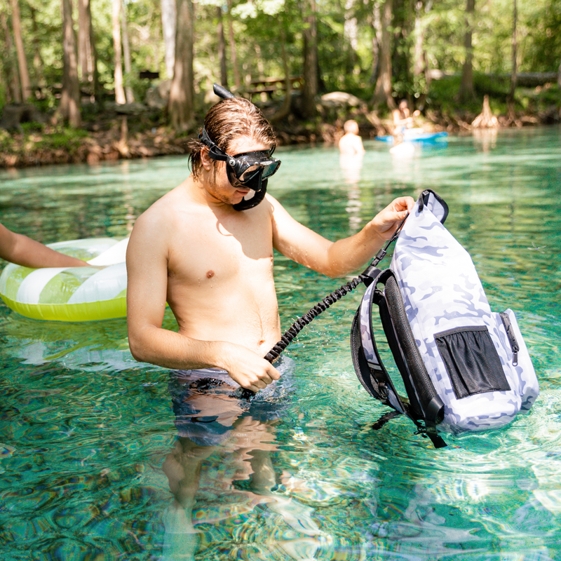 Load image into Gallery viewer, Waterproof Floating Backpack Dry Bag - Snow Camo