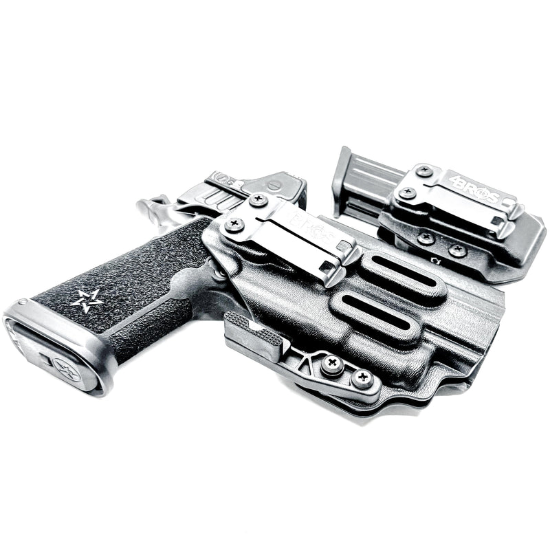 Load image into Gallery viewer, Staccato HD P4.5 & Surefire XC3 IWB Holster with Magazine Carrier Combo