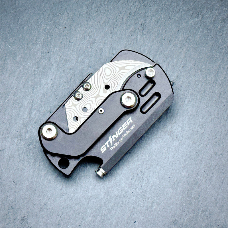 Load image into Gallery viewer, Stinger Laser Engraved Utility Razor Blades, Utility Knife Blades Replacement -Hook Blade Damascus Silver for Dog Tag Blade only