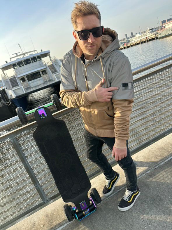 Load image into Gallery viewer, Ultra Reflective Hoodie Camel Eclipse