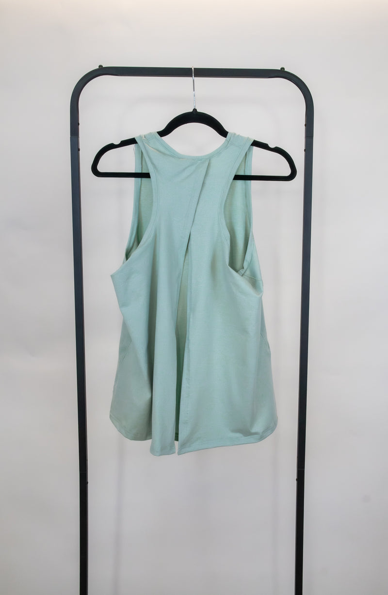 Load image into Gallery viewer, Solid Tie Back Tank (NEW COLORS ADDED!)