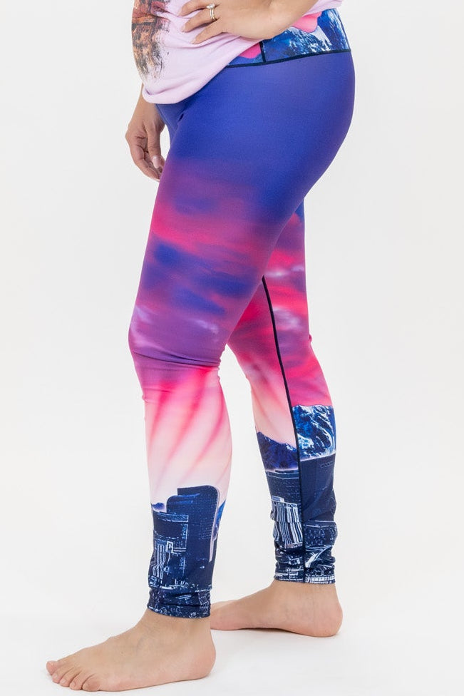 Load image into Gallery viewer, Mile High Sunset Denver Skyline Yoga Pants