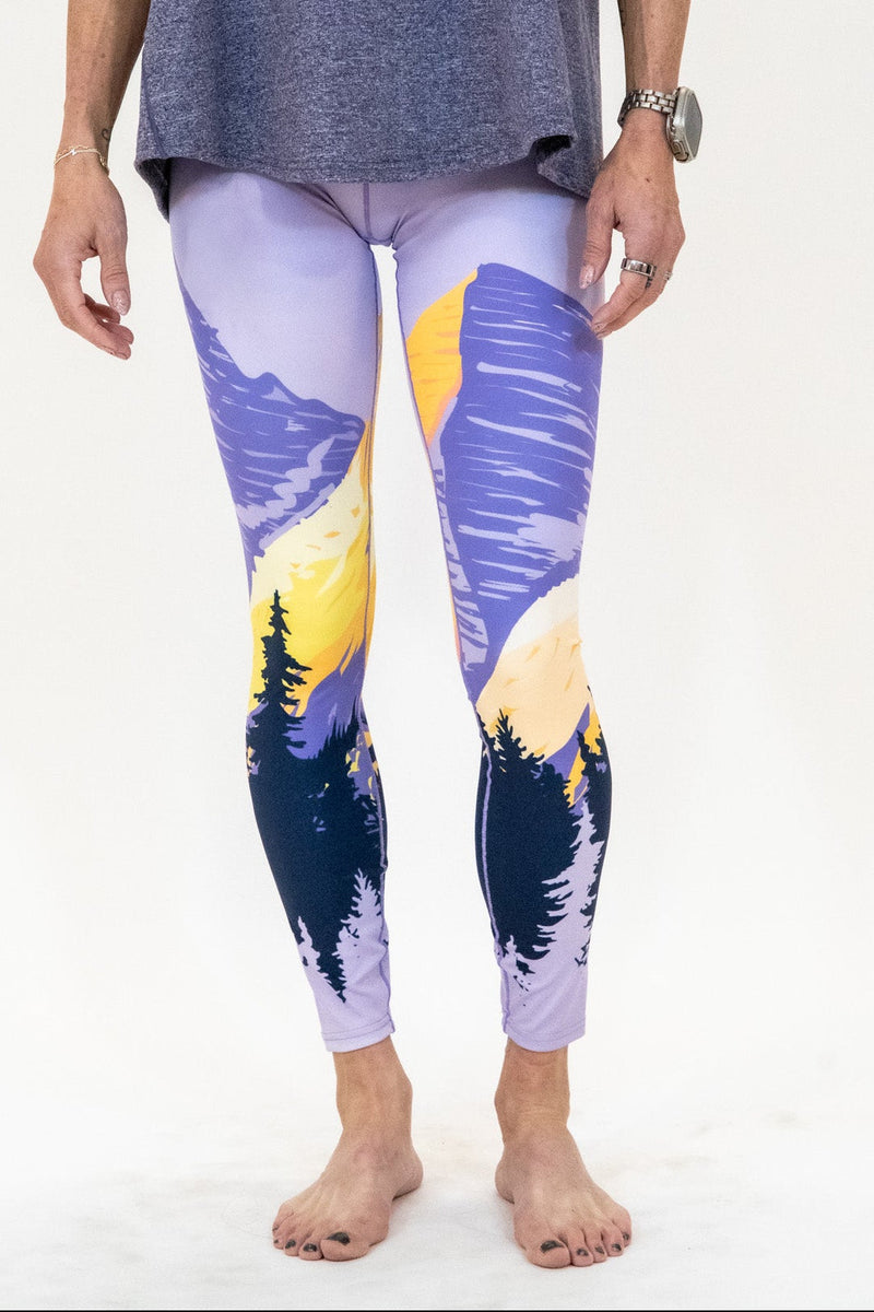 Load image into Gallery viewer, Painted Peaks Yoga Pants